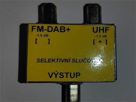 Anténní slučovač FM+DAB+/UHF, konektory F