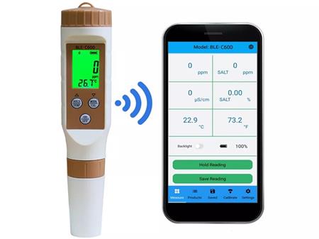 Digitální tester kvality vody OmkoTech UNI 7v1, nejen pro bazény, bluetooth aplikace