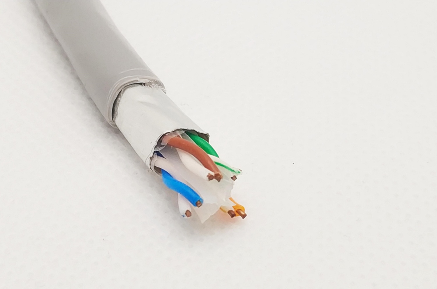 Zircon kabel FTP 5e CU LSZH